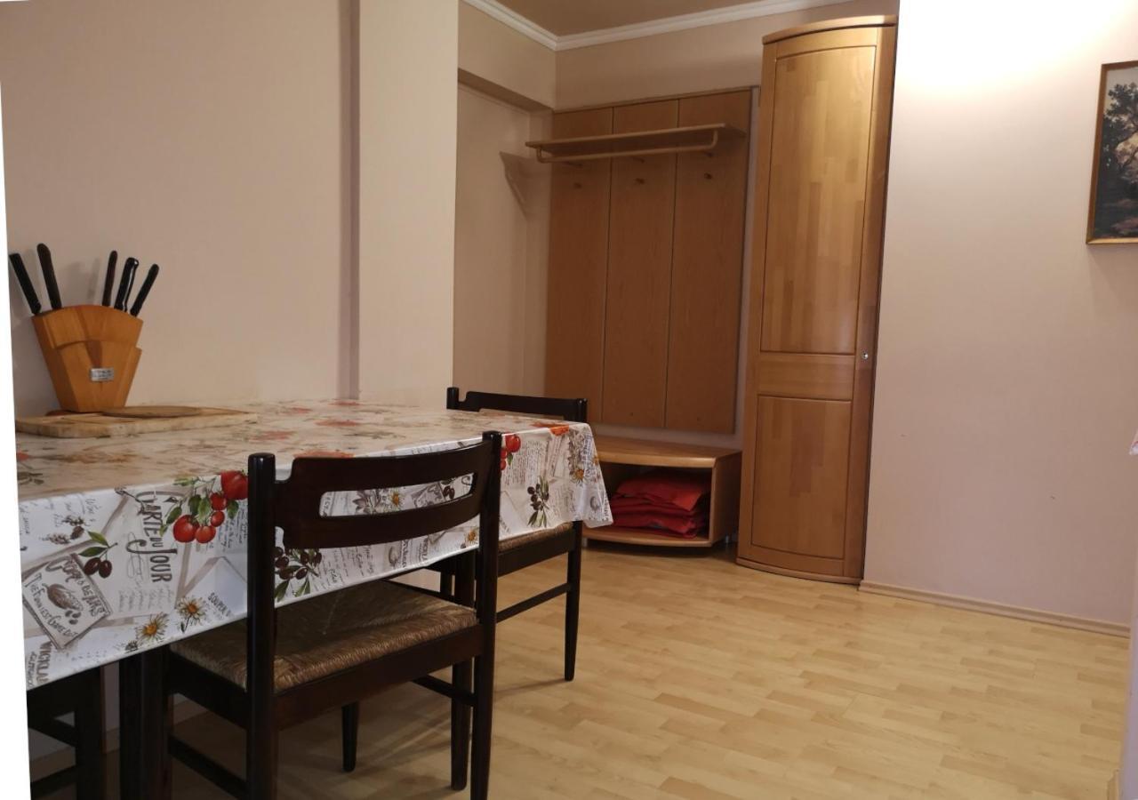 Vitorlas Apartmanhaz Siofok Bagian luar foto